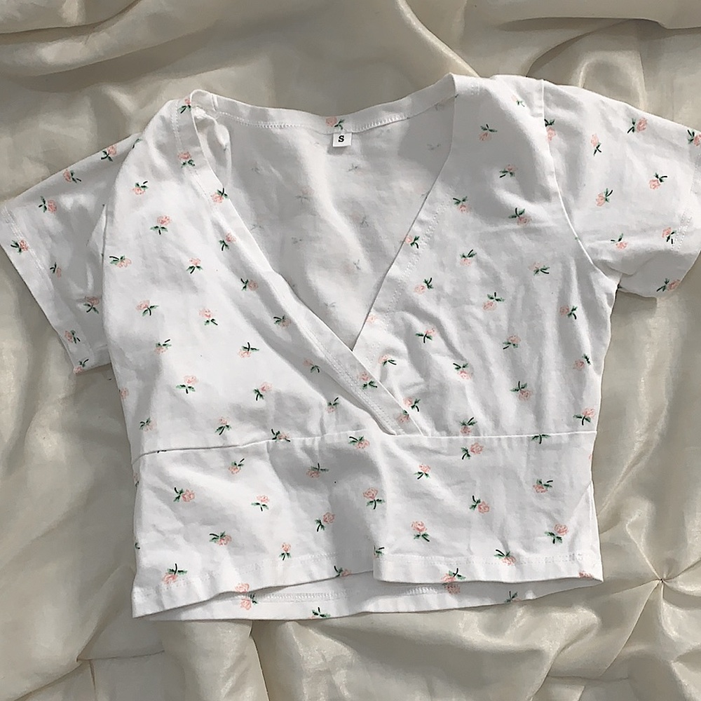 floral cropped shirt
